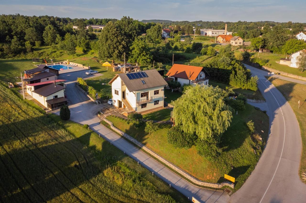 Apartments Lucija Slunj Zewnętrze zdjęcie