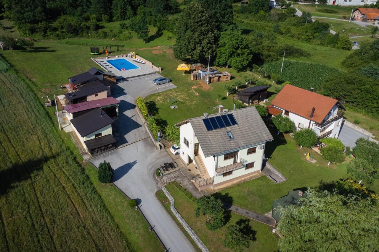 Apartments Lucija Slunj Zewnętrze zdjęcie