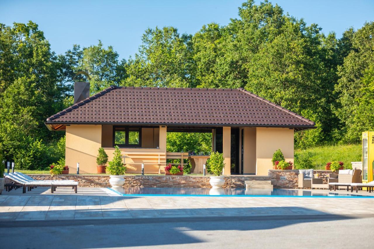 Apartments Lucija Slunj Zewnętrze zdjęcie