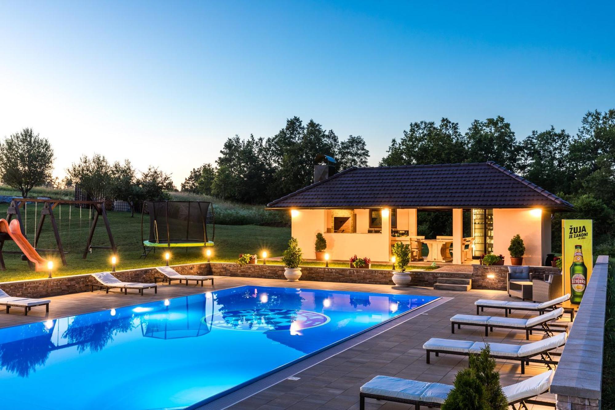 Apartments Lucija Slunj Zewnętrze zdjęcie